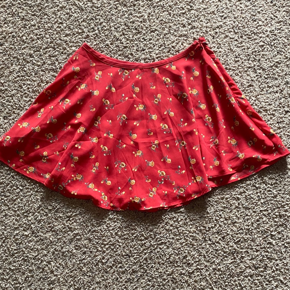 Forever 21 Floral Red Women's Skirt